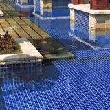 ốp lát khu vực hồ bơi, spa, phòng tắm hơi ốp lát gạch mosaic - keo dán gạch