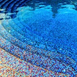 Gạch mosaic hồ bơi