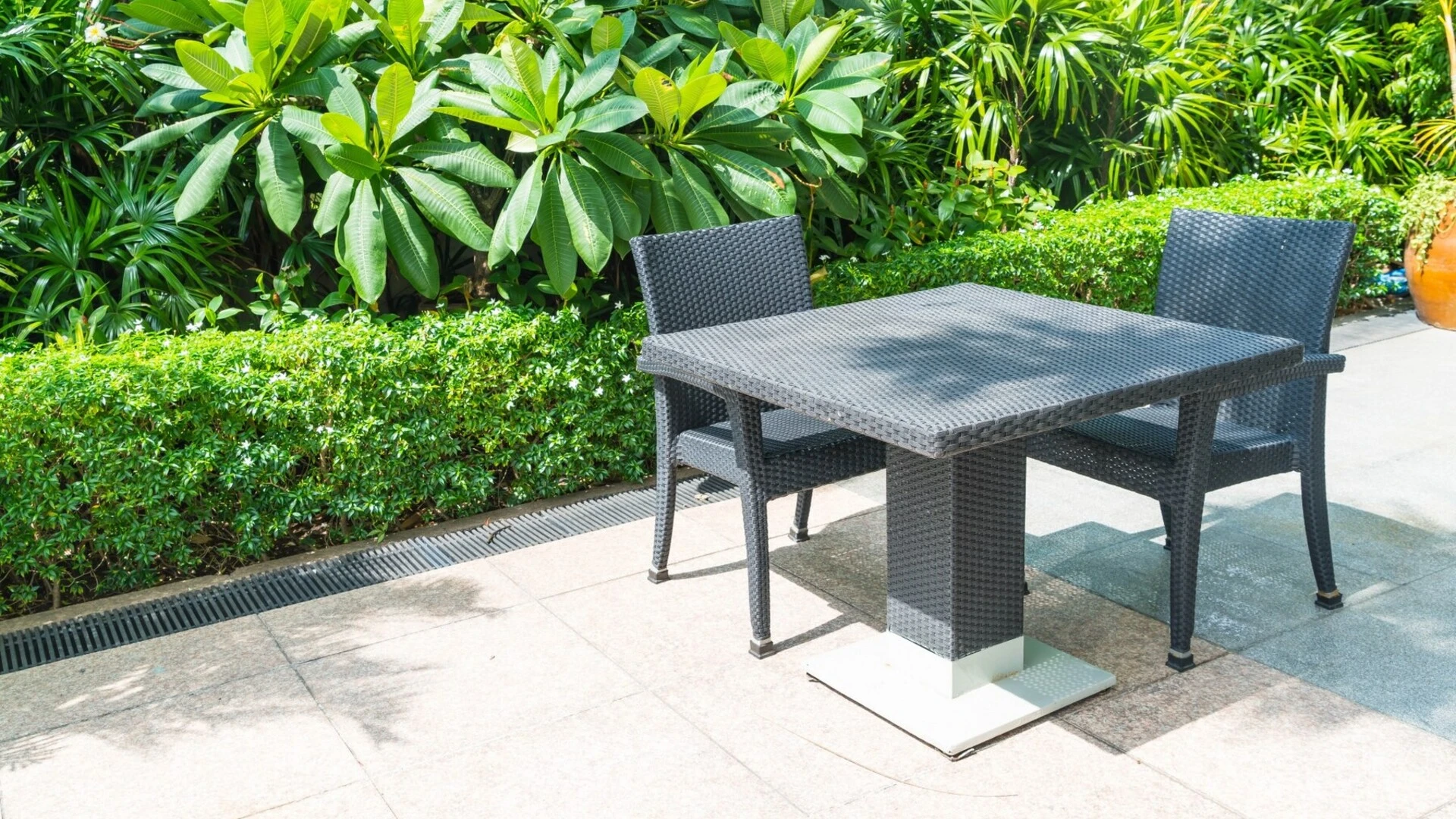 Cách lát gạch sân vườn đẹp, đơn giản, chuẩn nhất