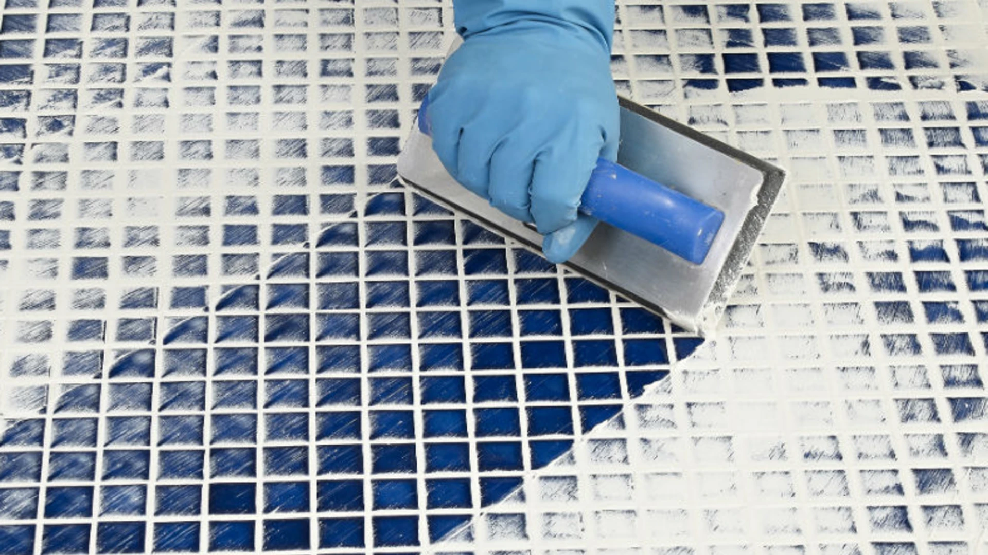 keo chà ron hồ bơi 