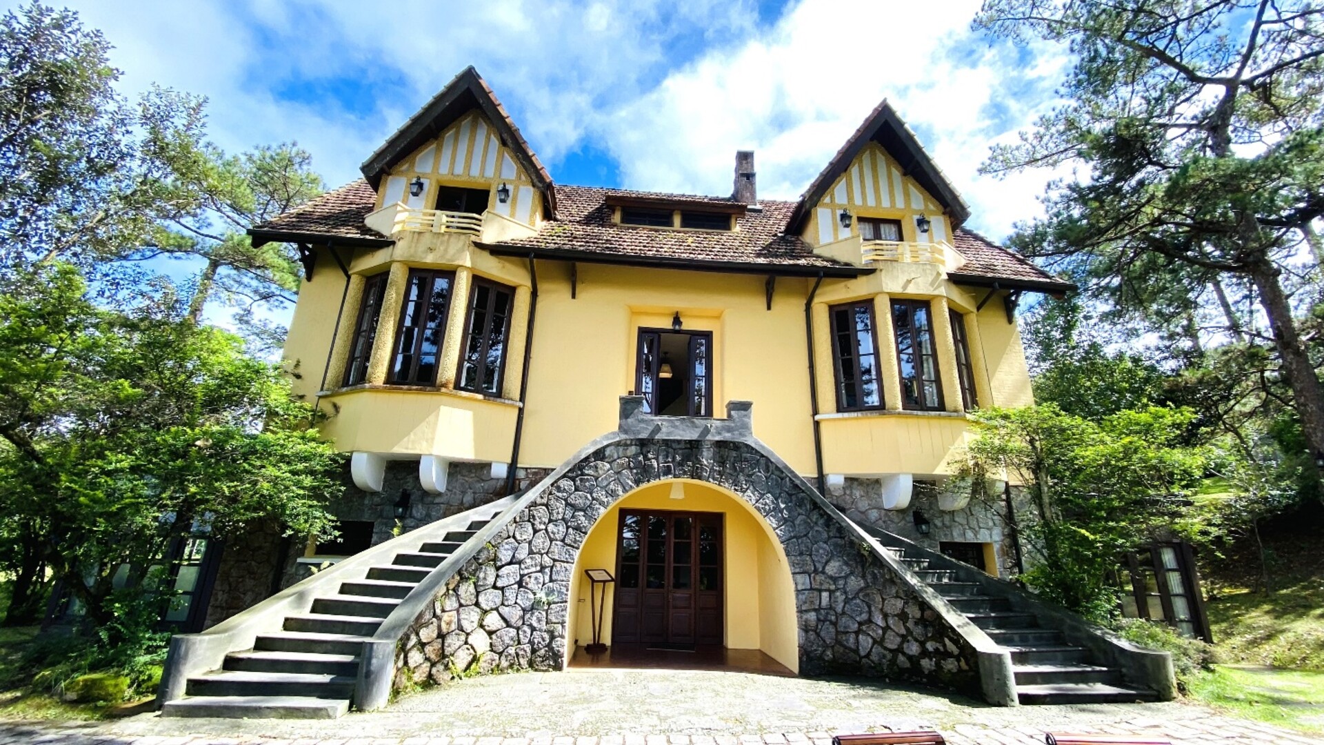 biệt thự Pháp cổ 