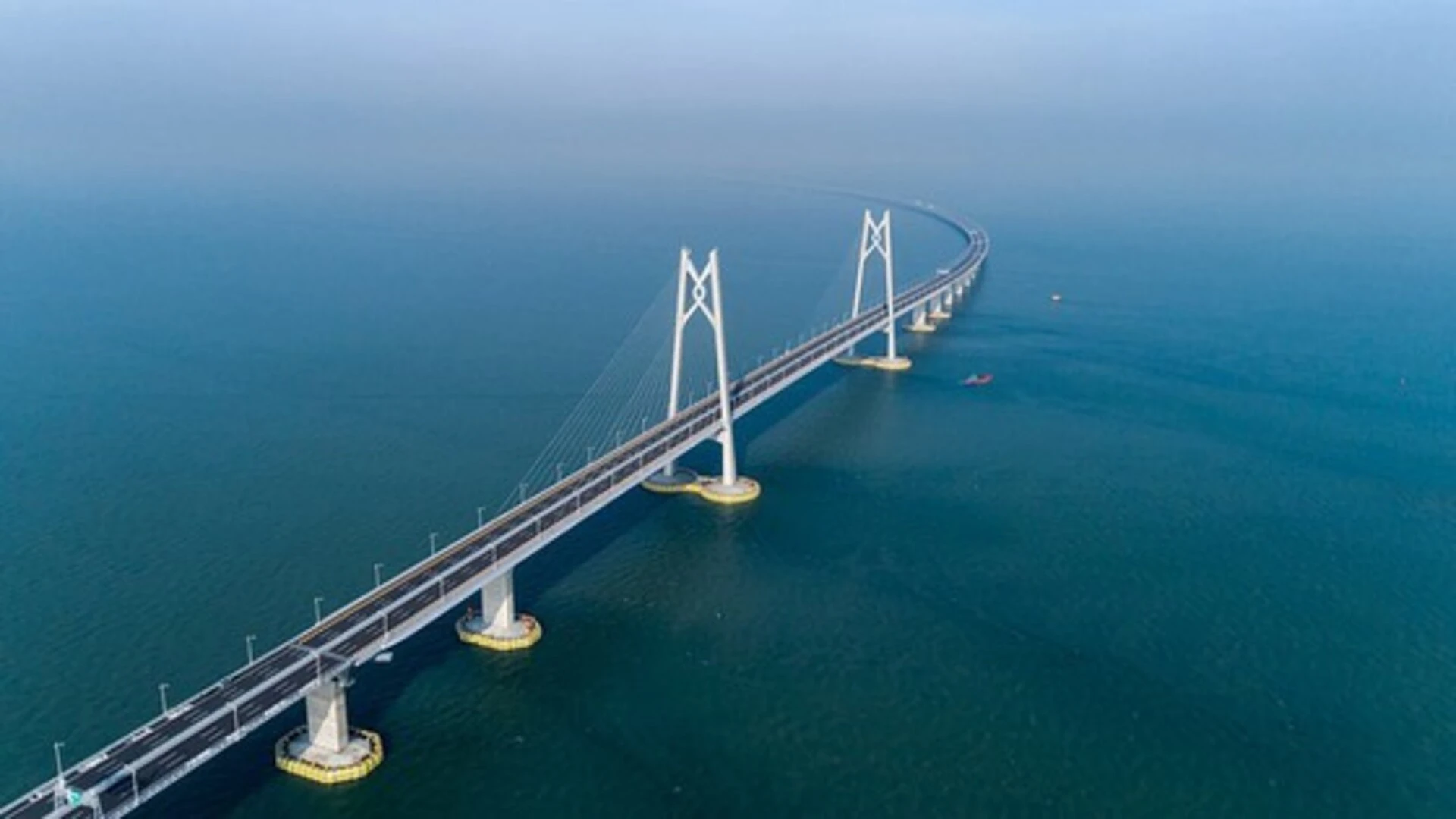 Keo dán đá được dùng cho công trình Cầu Hồng Kông - Chu Hải - Ma Cao
