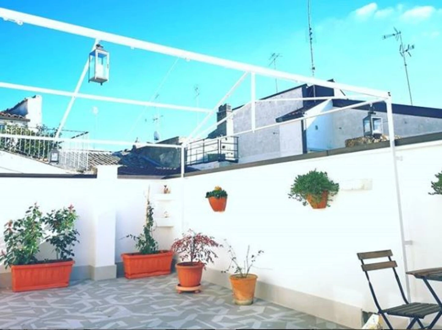 gạch lát sân thượng - gạch ceramic