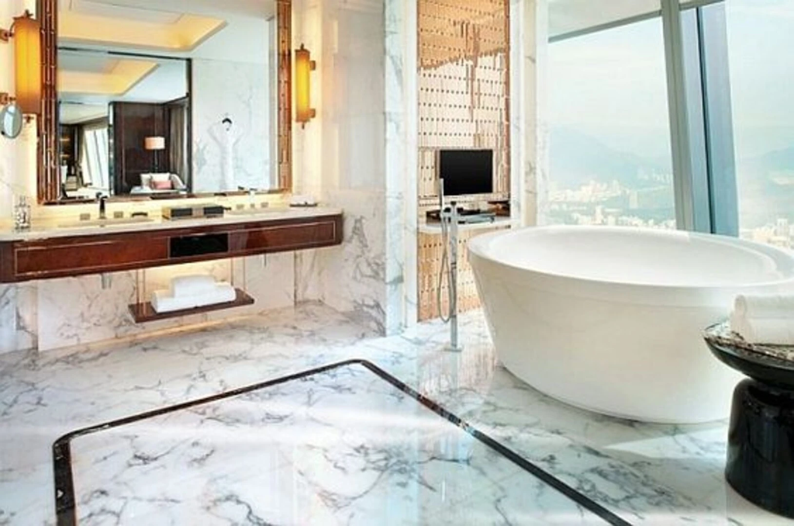 Mẫu gạch ốp nhà vệ sinh Đồng Tâm khổ lớn