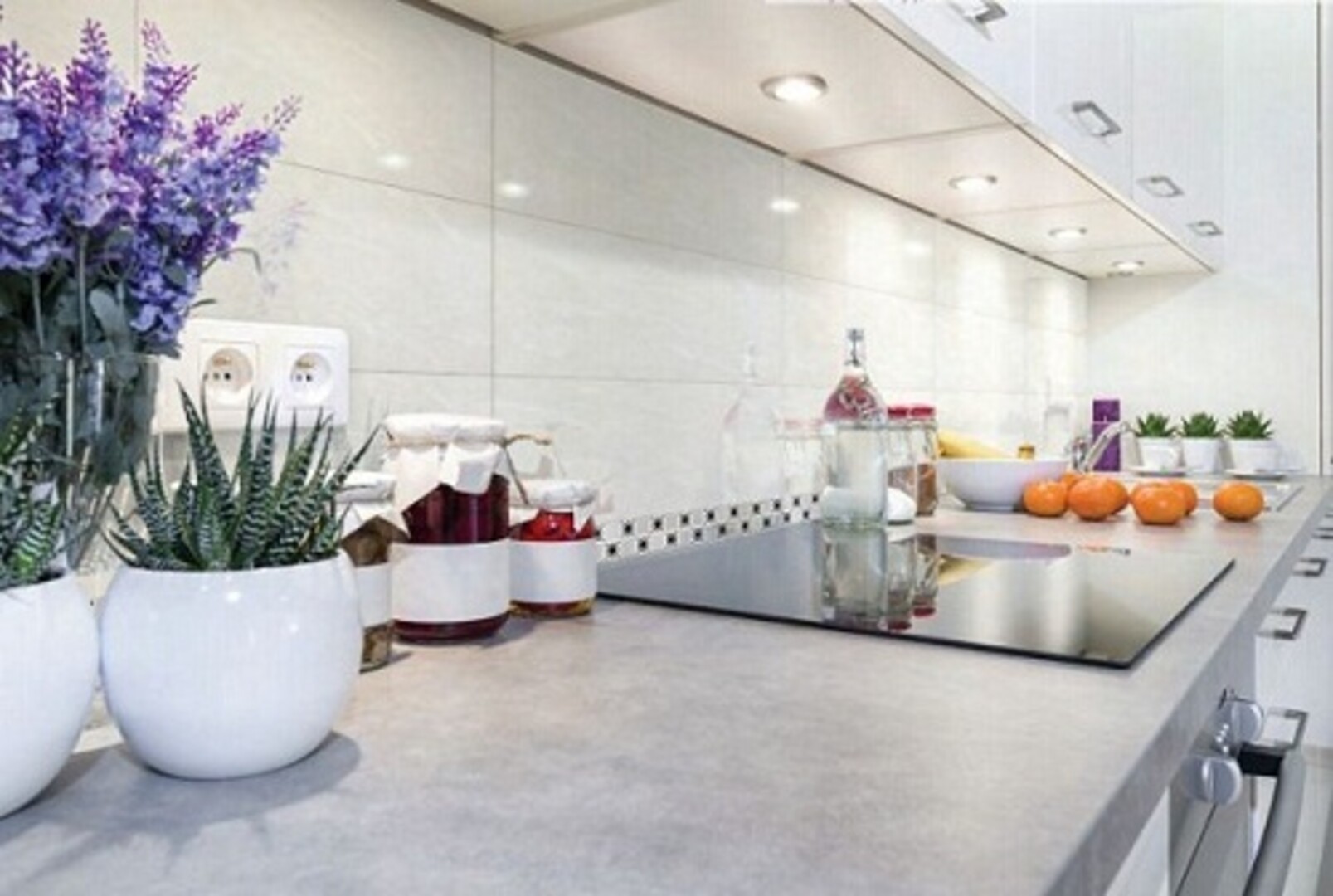 gạch ốp tường bếp gạch men ceramic