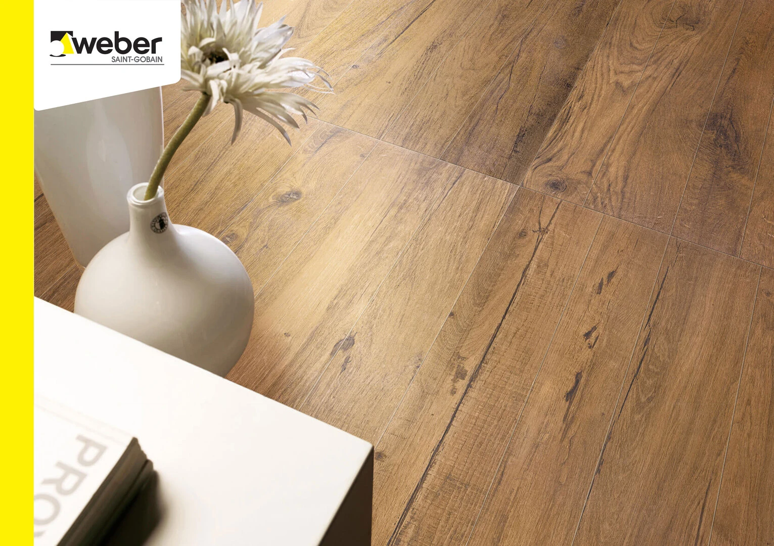 Gạch giả gỗ màu vàng nâu