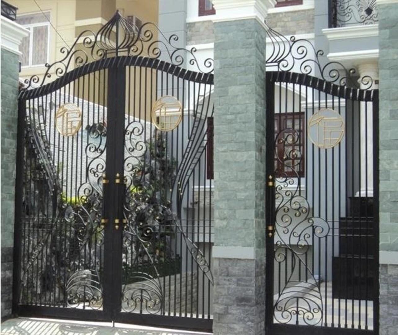 Gạch ốp ổng màu xanh