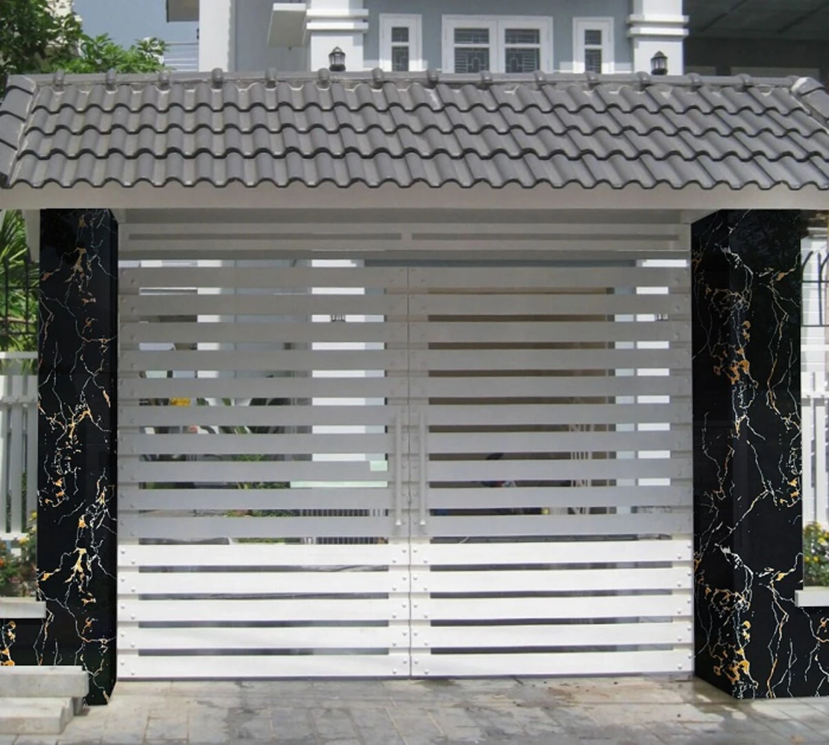 gạch trang trí ốp hàng rào, trụ cổng