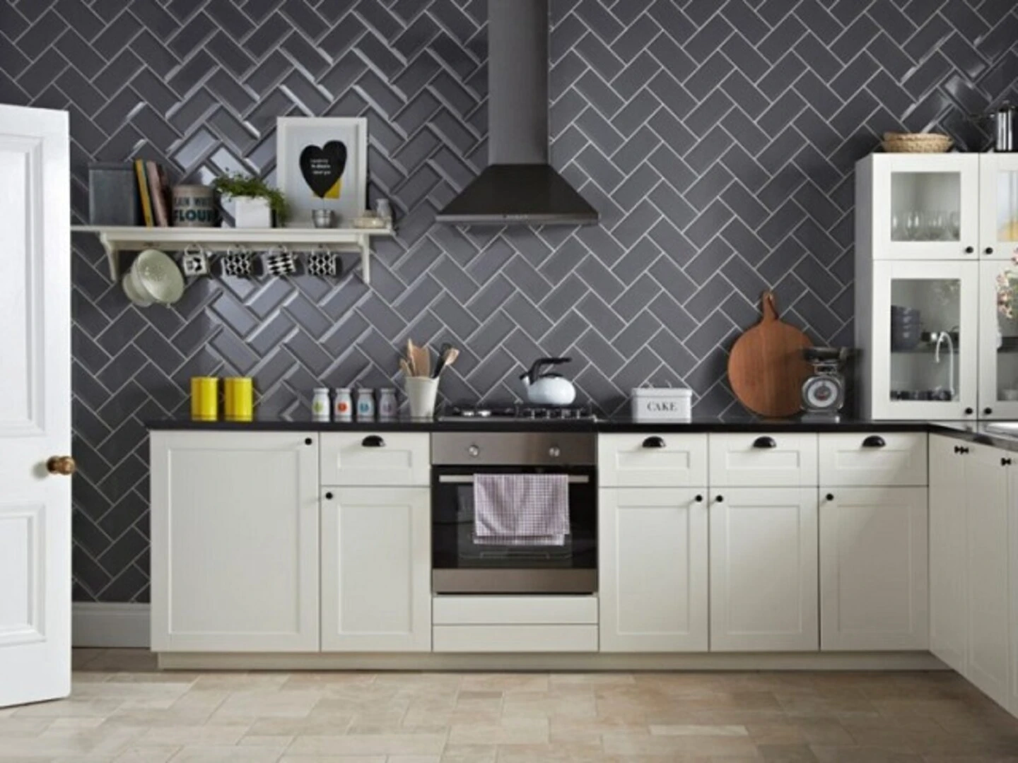 gạch thẻ bóng kiếng ốp bếp