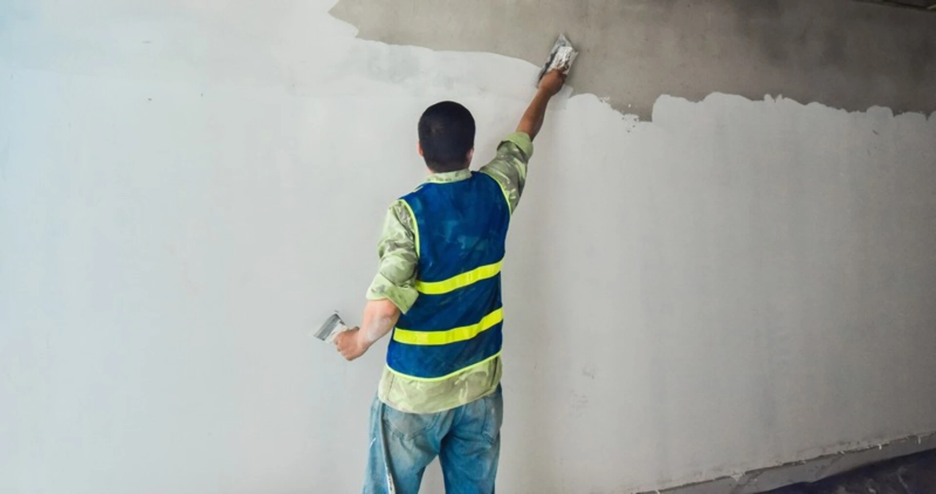 Cách chống thấm tường nhà liền kề