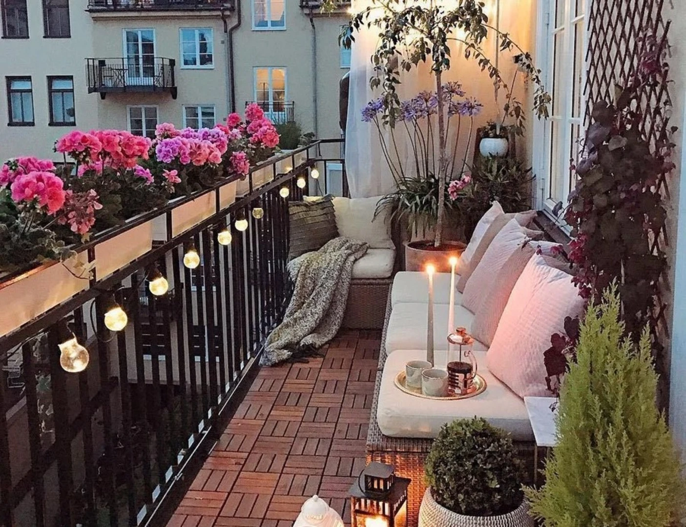 Cải tạo ban công theo phong cách nghỉ ngơi giúp giảm căng thẳng sau một ngày làm việc mệt mỏi