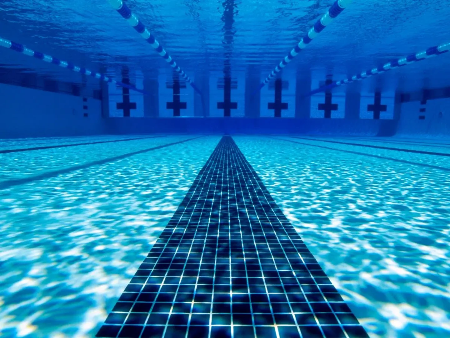 keo chà ron hồ bơi