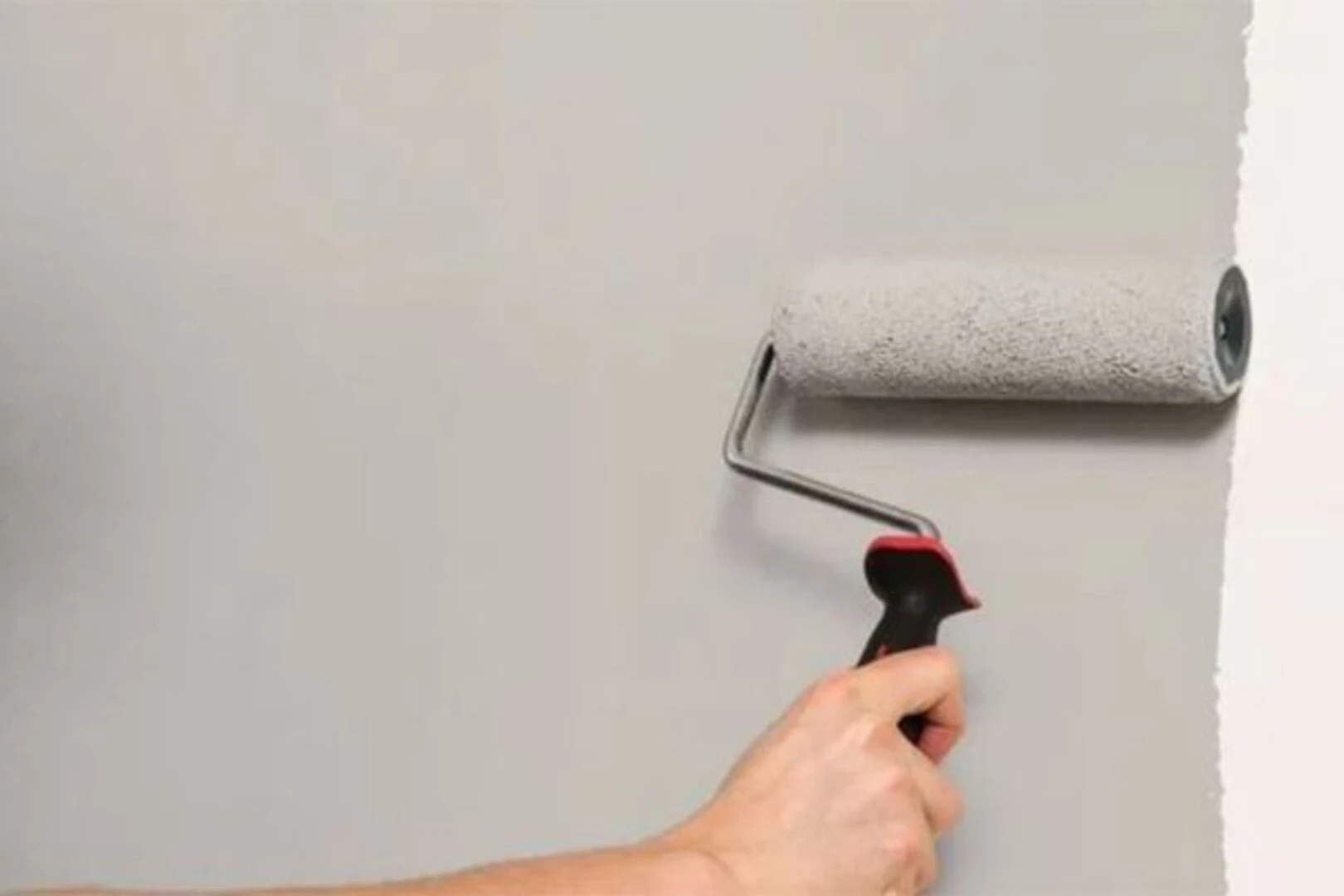 Nên dùng loại keo chất lượng cao để đảm bảo an toàn cho công trình