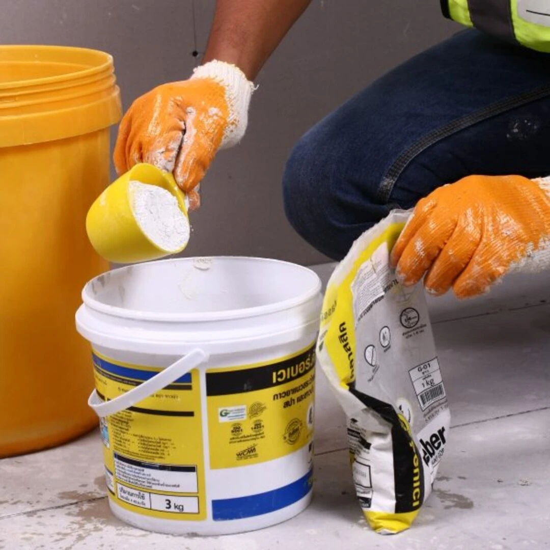 Không pha phụ gia keo dán gạch với keo để tránh làm giảm chất lượng sản phẩm