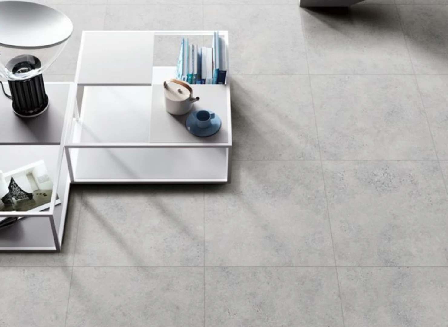 Gạch lát nền nhám tạo cảm giác mộc mạc, gần gũi