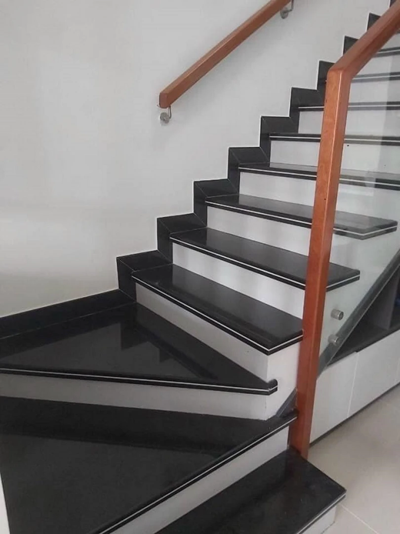 Đá granite đen Ấn Độ sang trọng