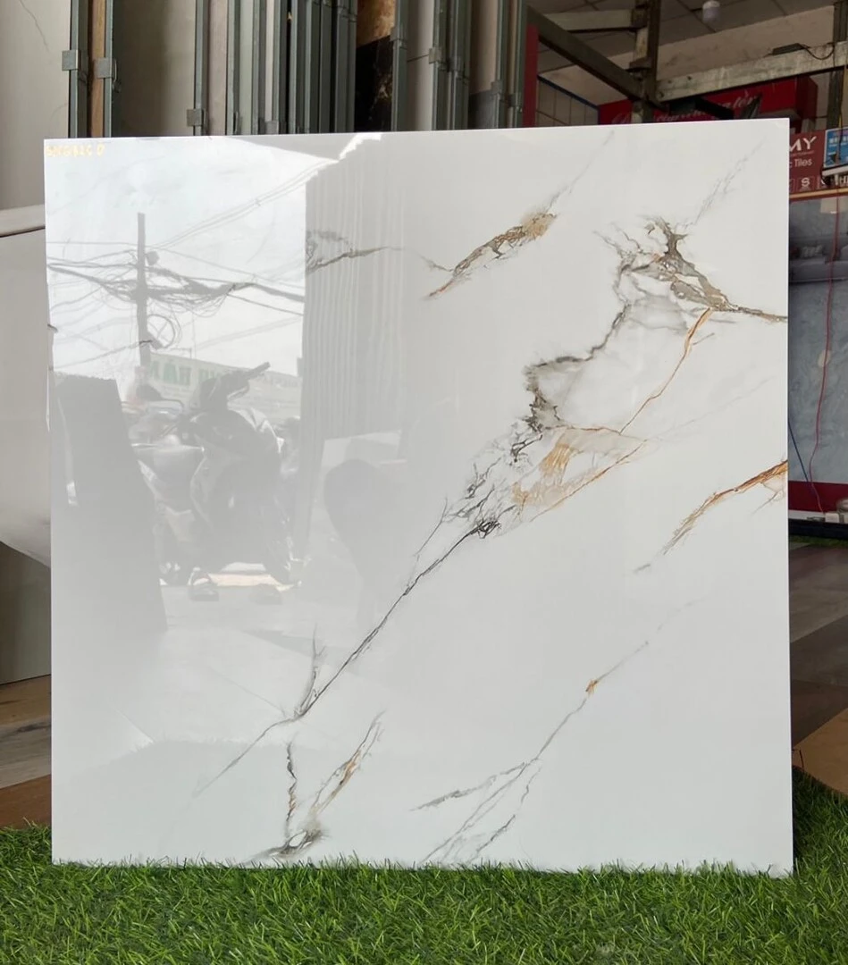 Gạch vân mây trắng với đa dạng kích thước