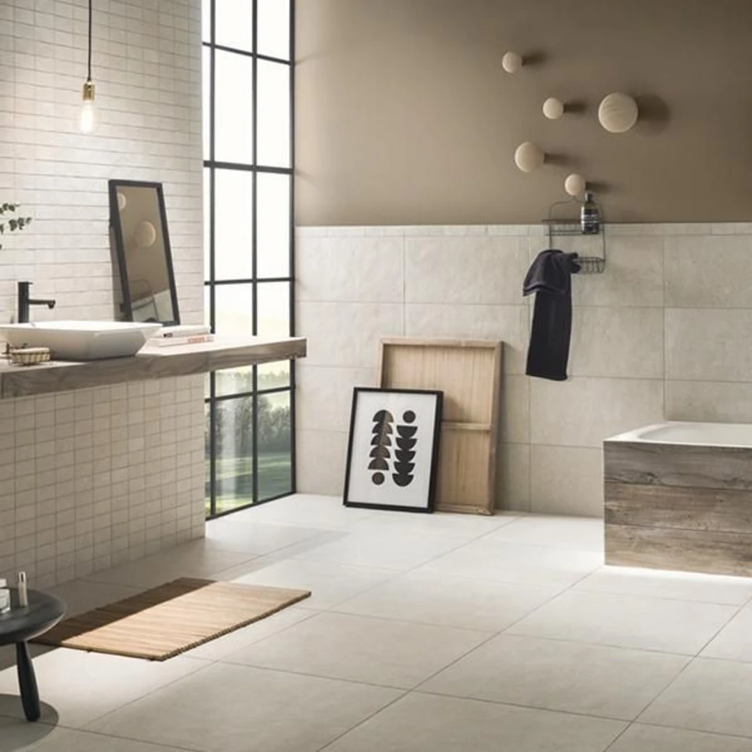 Gạch ốp nhà vệ sihh 30x60 có kích thước nhỏ và vừa, phù hợp với nhà vệ sinh