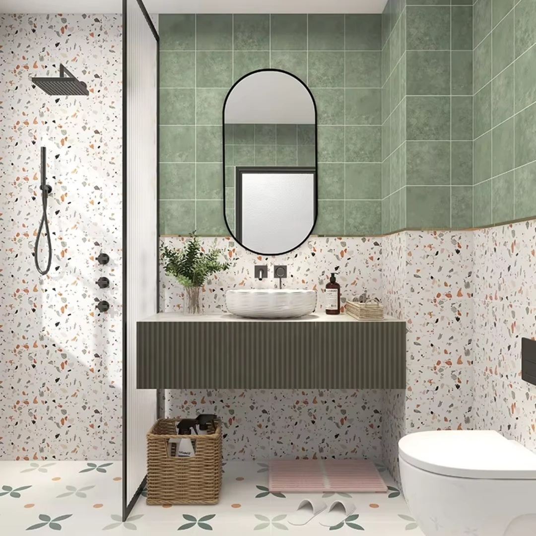 Gạch Terrazzo 30x60cm ốp nhà vệ sinh chịu ẩm tốt, giúp không gian bền sạch và có điểm nhấn