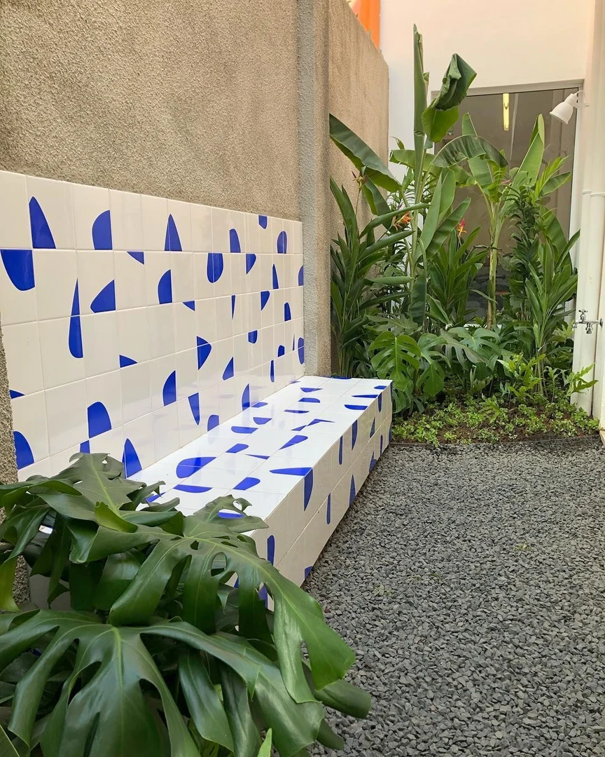 Những lưu ý khi sử dụng gạch ốp tường ngoài trời