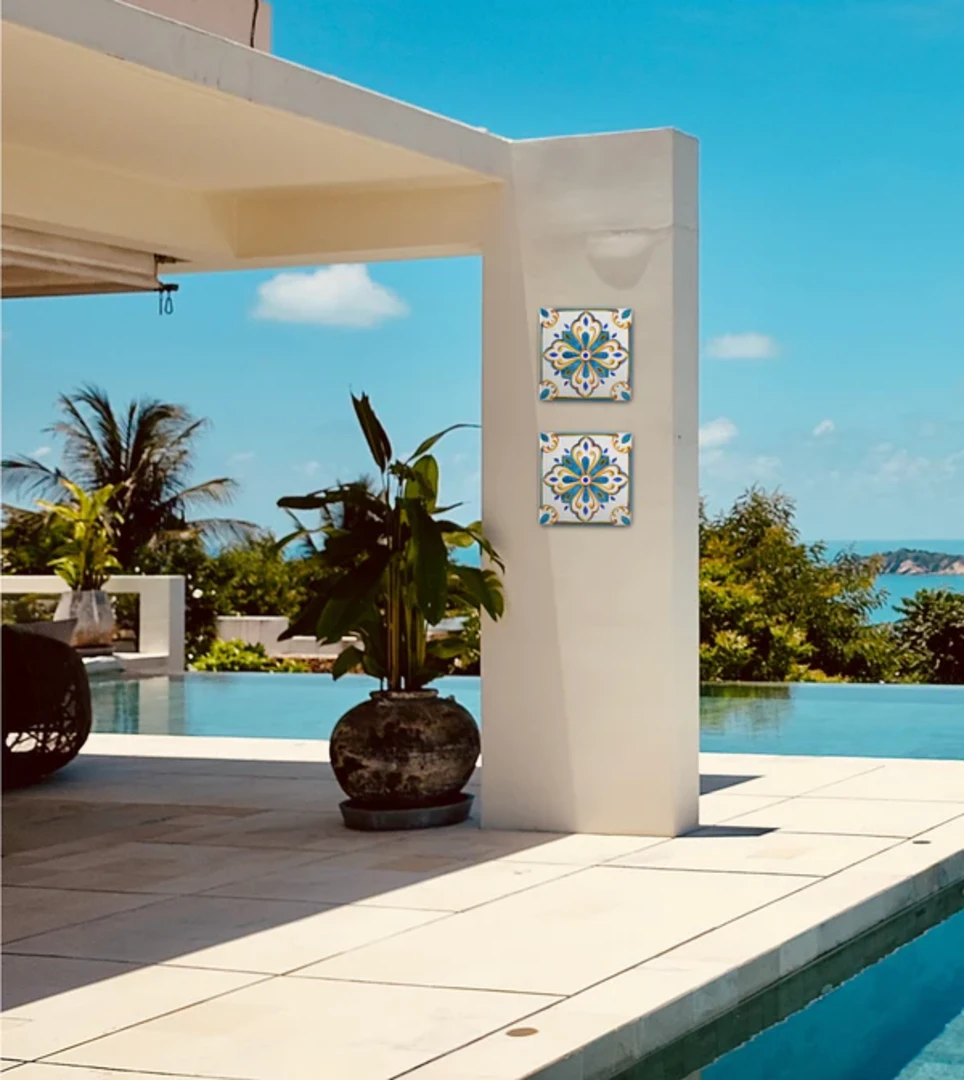 Gạch ốp tường ngoài trời tráng men có đa dạng màu sắc và họa tiết