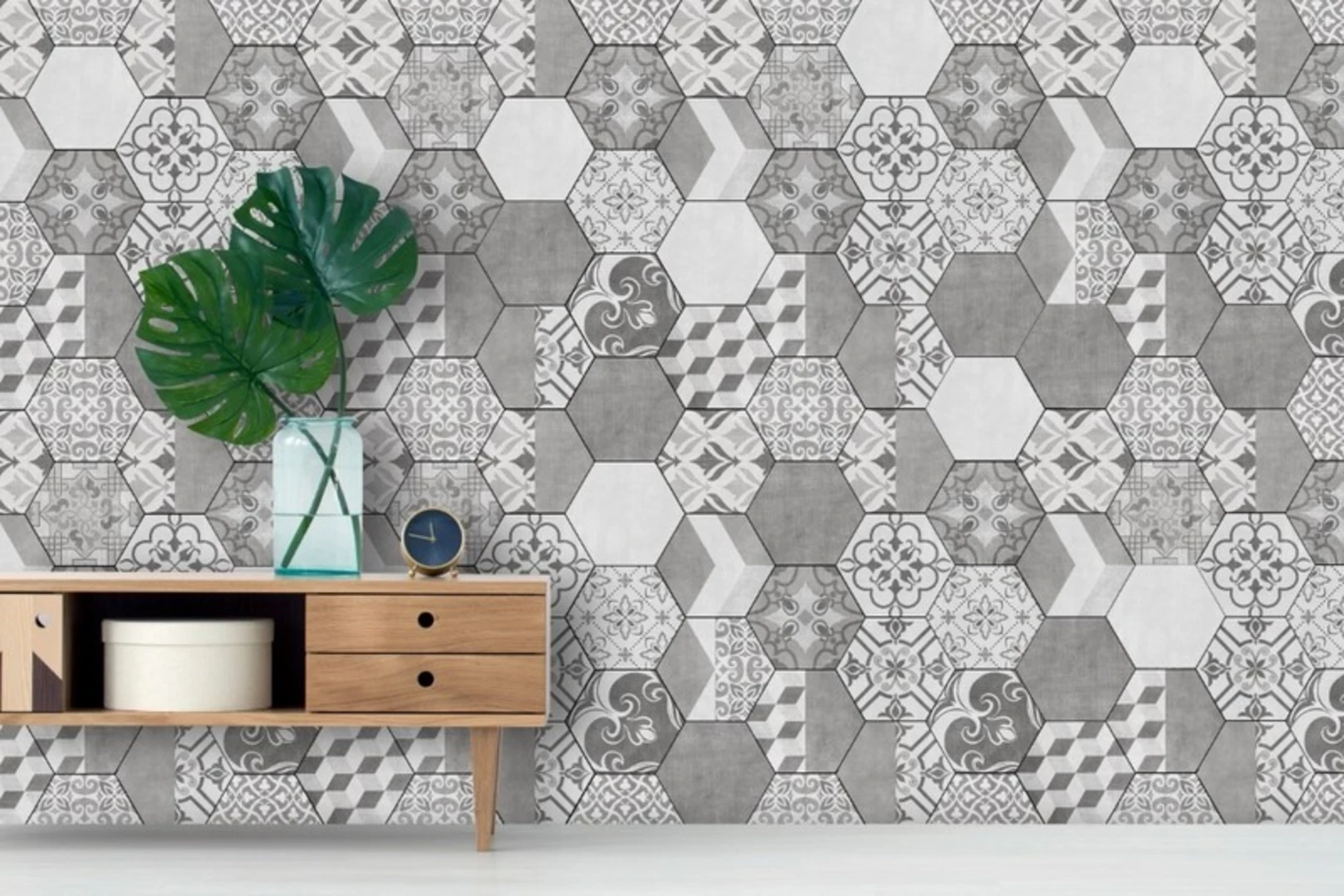 Gạch ốp tường in hình độc đáo được nhiều người ưa chuộng nhờ vẻ đẹp hoài cổ mà nó mang lại