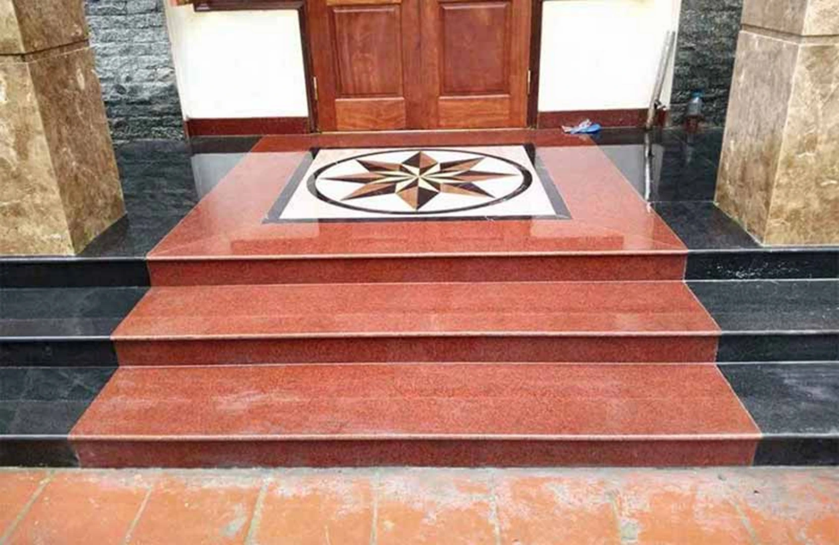 Gạch thảm hiên nhà