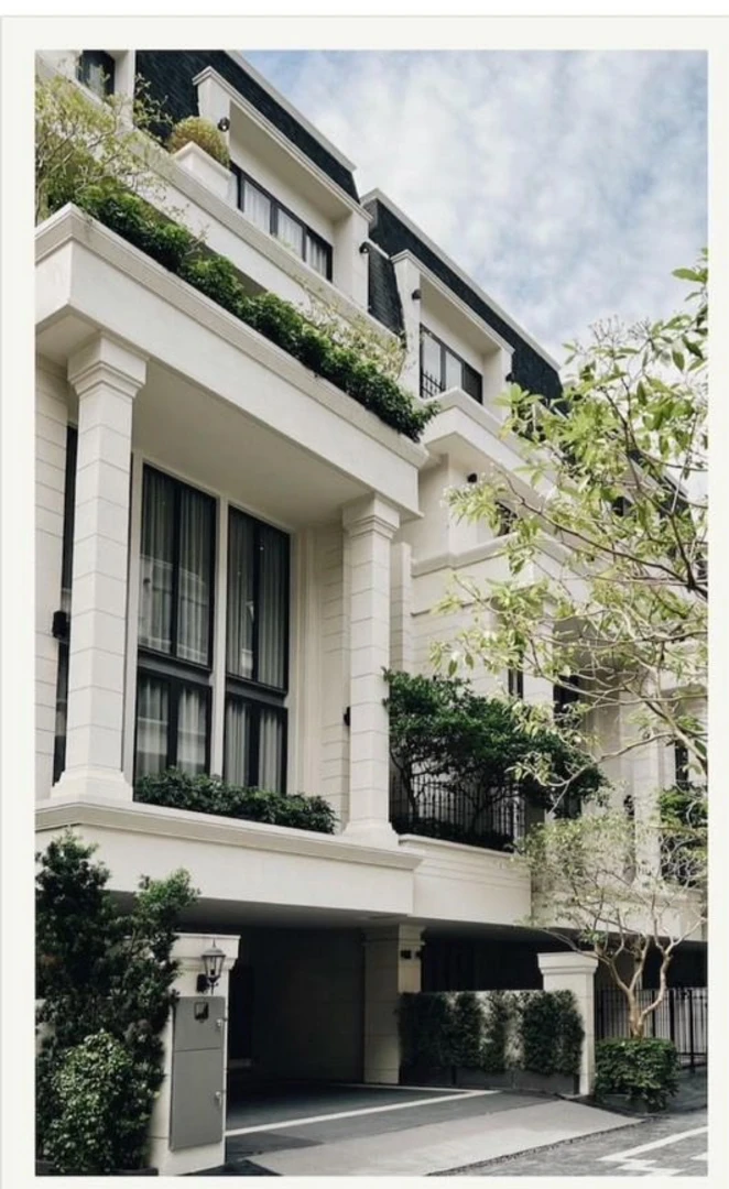 Mẫu nhà tân cổ điển mái bằng