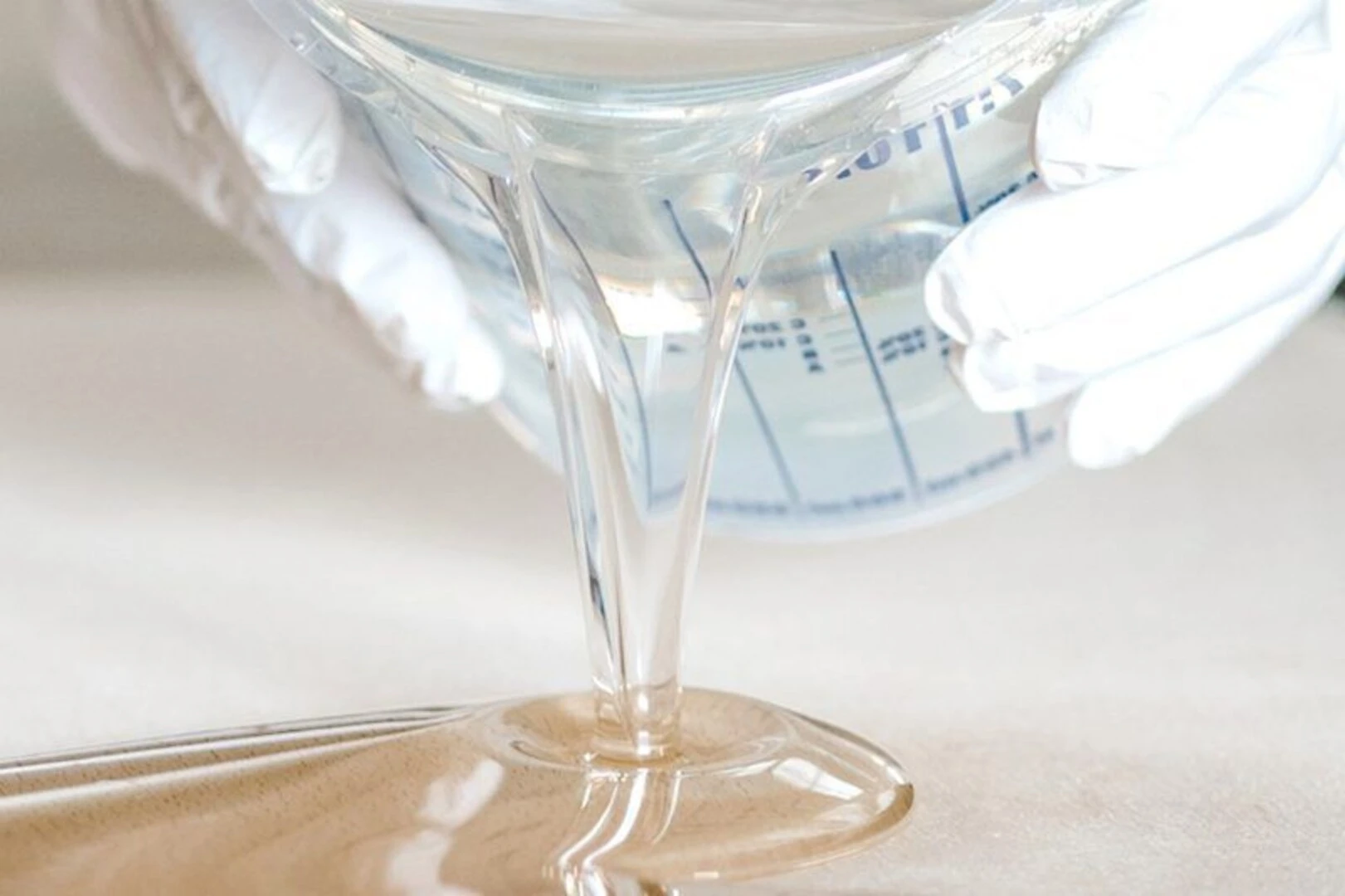 Đặc điểm nổi bật của keo Epoxy 