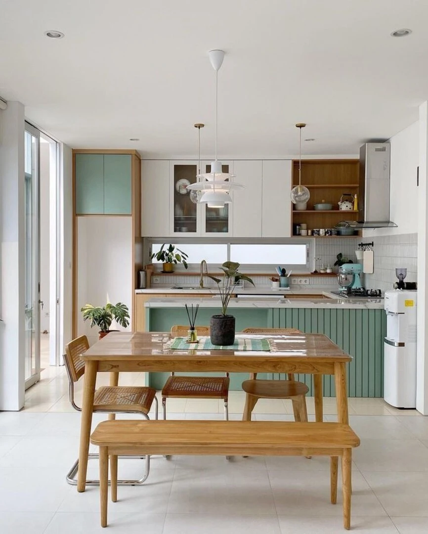 Giải pháp cải tạo nhà bếp nhỏ hẹp trở nên thoáng đãng