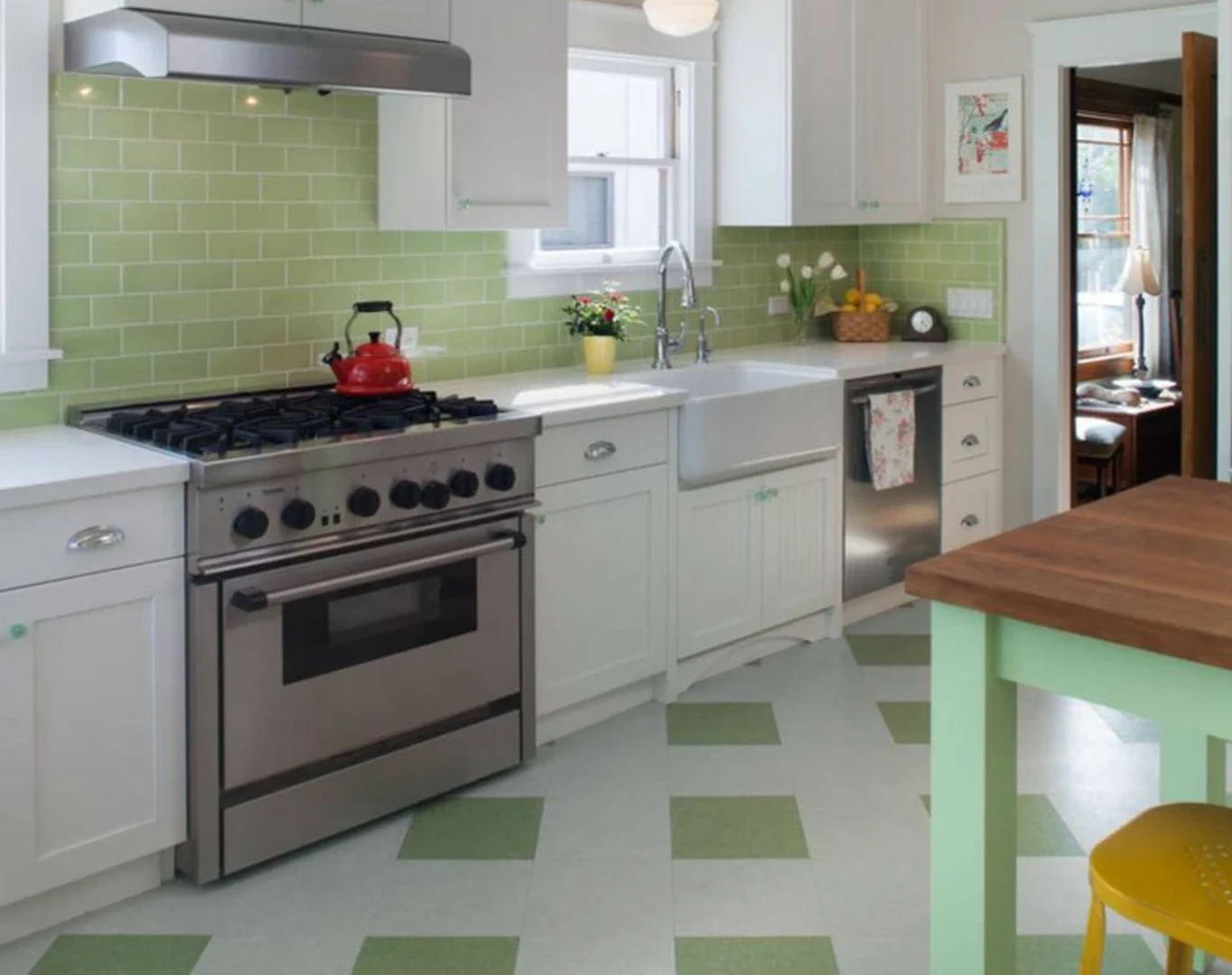 Gạch lát nền màu xanh lá cây