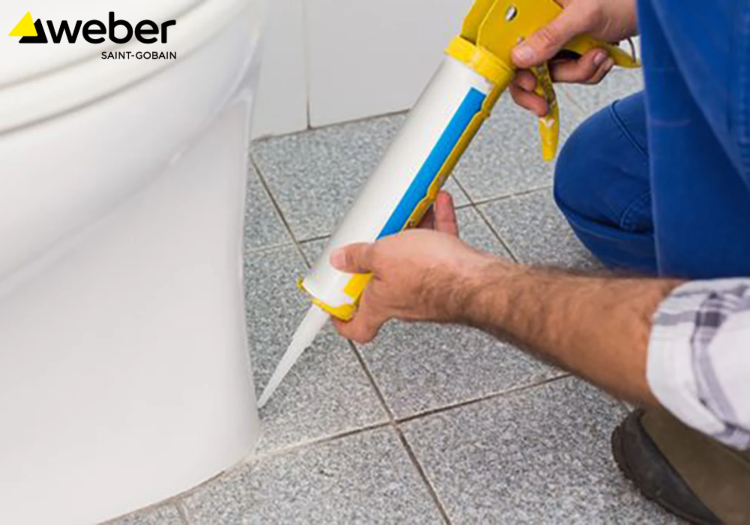 Những lưu ý khi dùng keo chà ron, bột chà ron đen