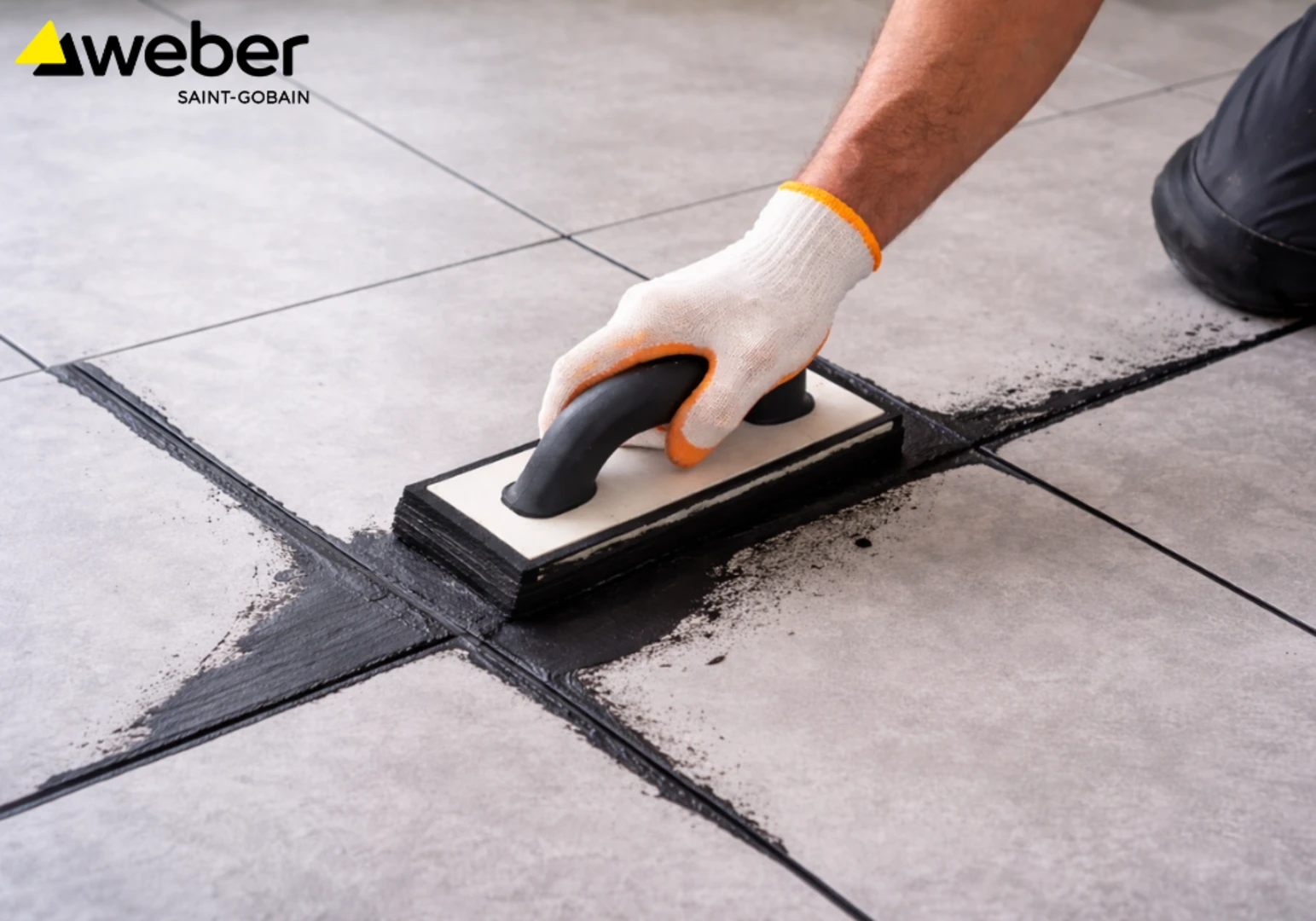 Keo chà ron màu đen có tính năng gì