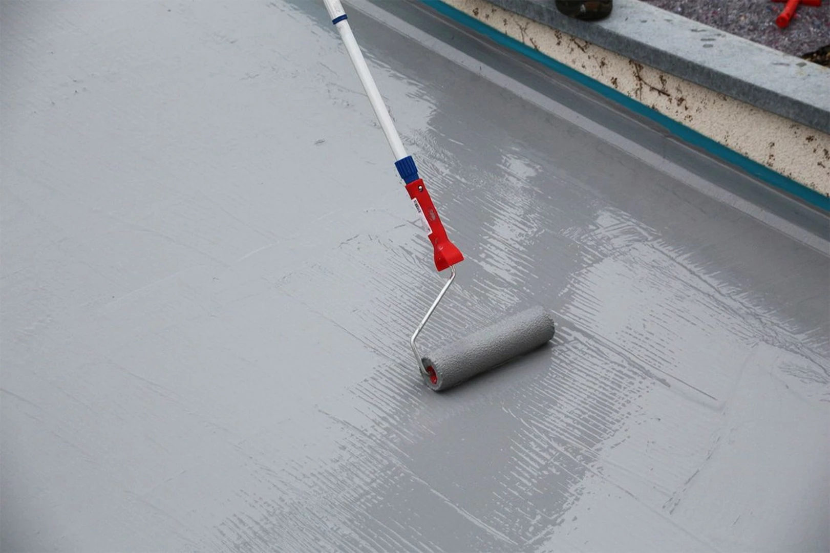 Keo chống thấm sân thượng là gì