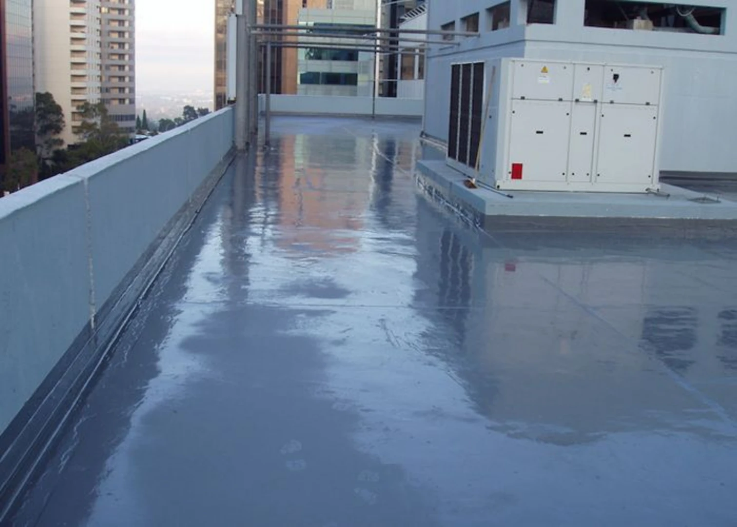 Những lưu ý khi sử dụng keo chống thấm sân thượng