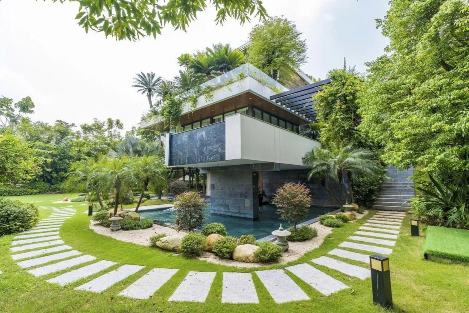Thiết kế biệt thự bằng vật liệu xanh tạo nên không gian sống hài hòa giữa chốn đô thị