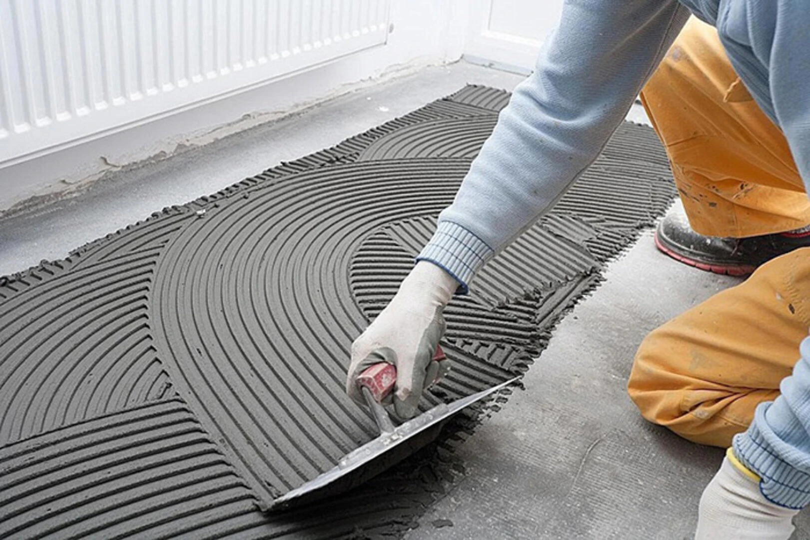 Hướng dẫn thi công gạch lát nền màu xám xanh đúng kỹ thuật