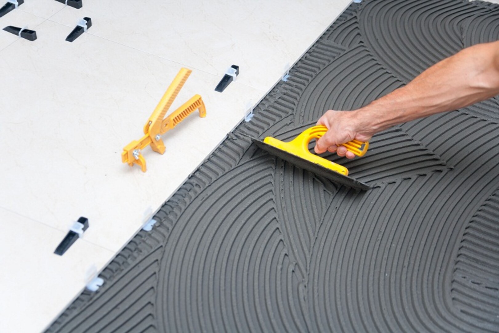 Cách tính định mức sử dụng keo dán gạch