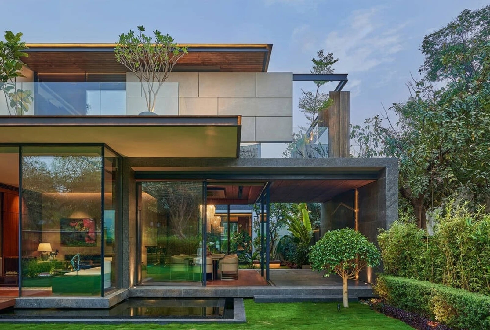 iệt thự 2 tầng hiện đại kết hợp thiên nhiên